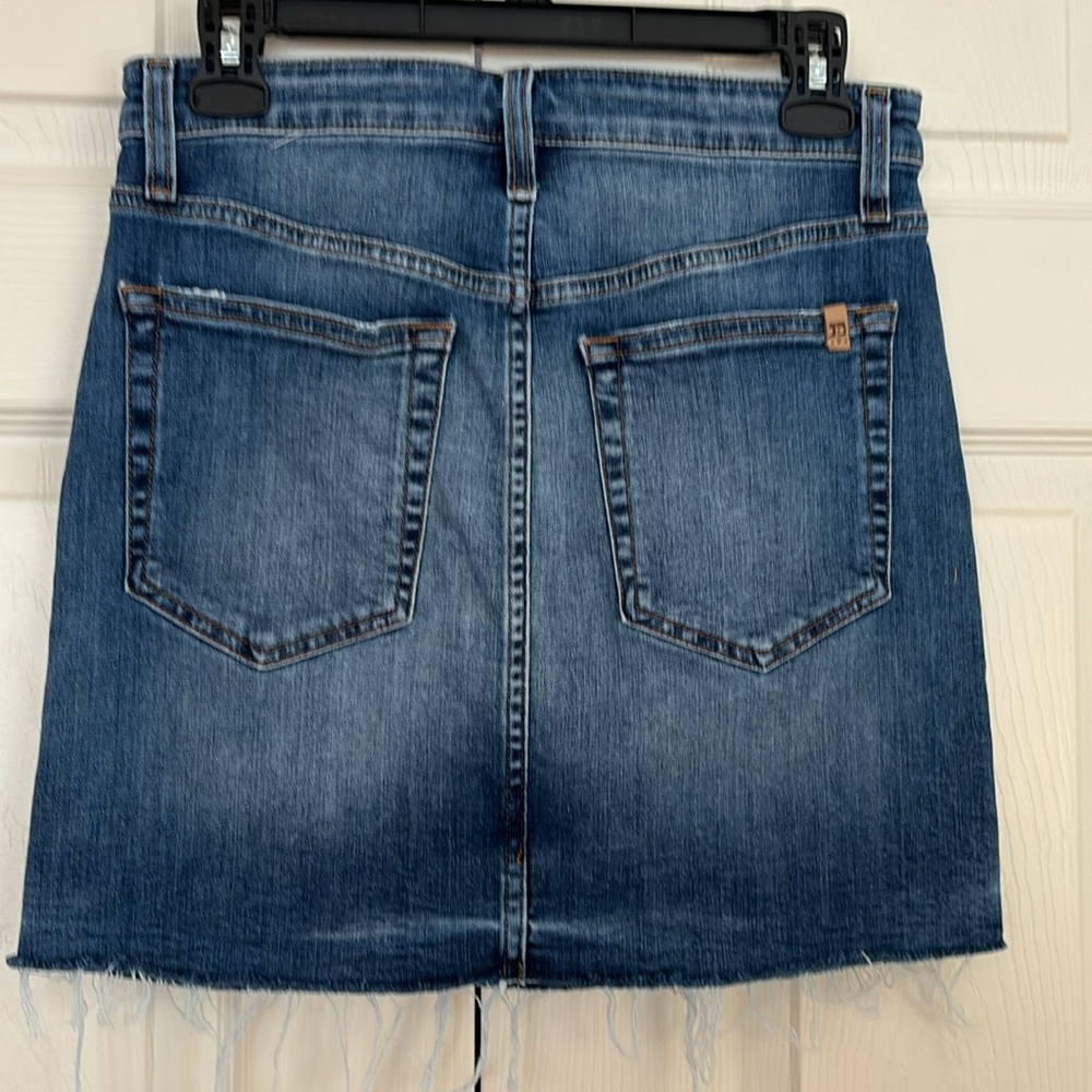 Joes Jeans Denim Mini Skirt With Raw Edge - Picture 3 of 6